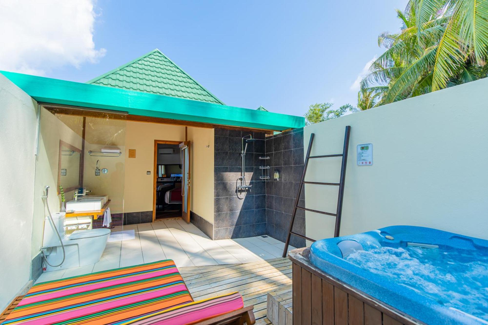 ОТЕЛЬ MEERU MALDIVES RESORT ISLAND ДИФФУШИ 4* (Мальдивы) - от 38141 RUB |  NOCHI